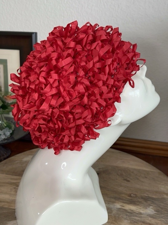 Joseph Magnin Red Ribbon Hat Ruffled Loop Mid Century Couture Cocktail Hat main image 8